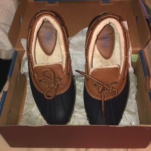 JBU duck Shoes